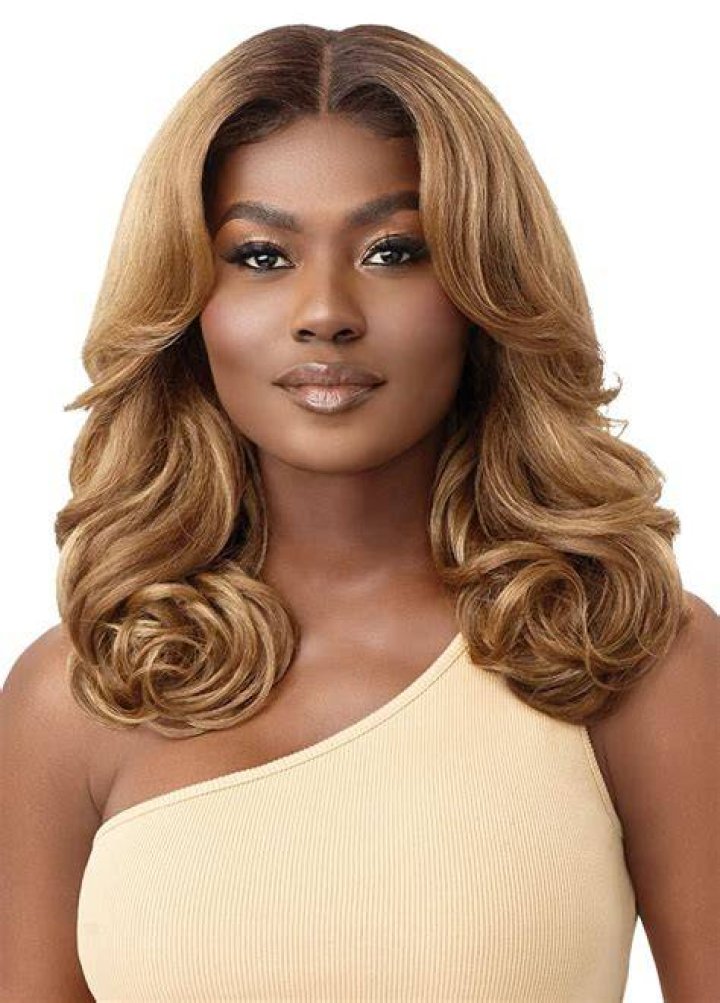 18 Best Wigs on Amazon, According to Customer Reviews