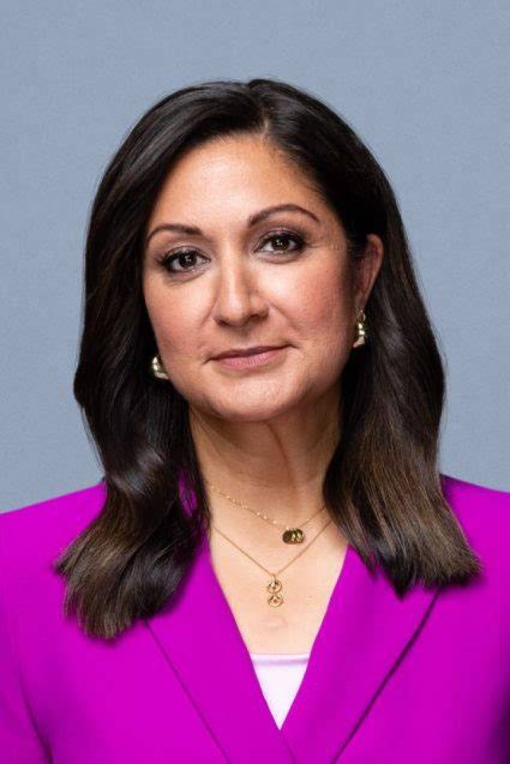 amna nawaz amna nawaz