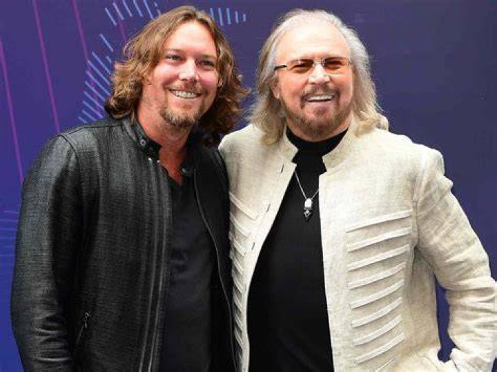 Barry Gibb's Net Worth (Updated 2023) Tellygupshup