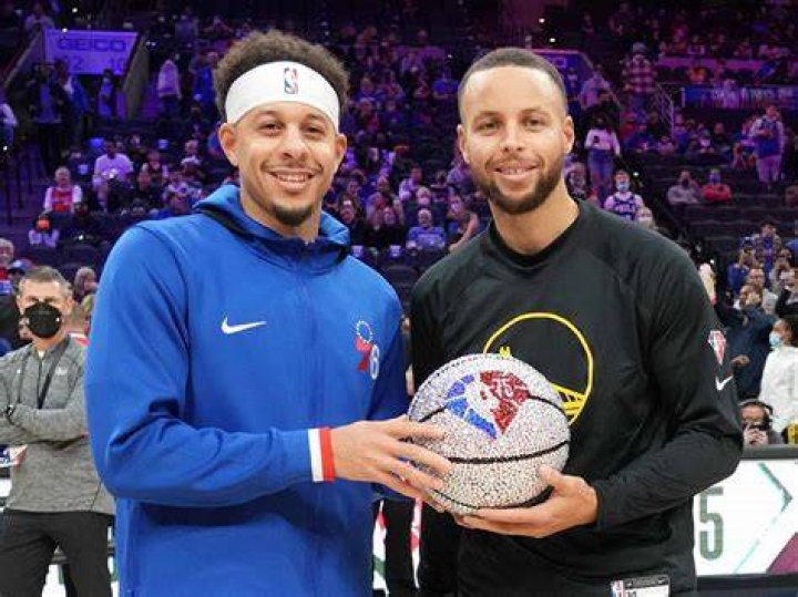 Brothers Steph Curry and Seth Curry speak to students at Fourth Annual Jr. NBA Day in Charlotte, North Carolina