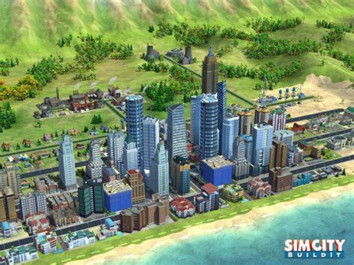Does SimCity BuildIt require Internet?