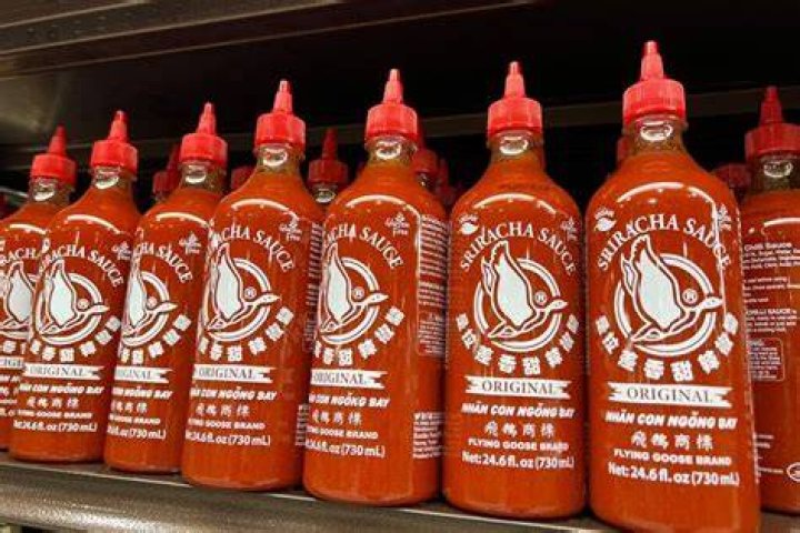 How Long Sriracha Good For After Opened? (Best solution)