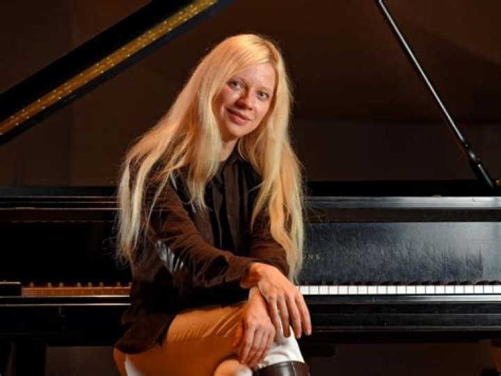 How Many Hours A Day Does Valentina Lisitsa Practice? (Question)
