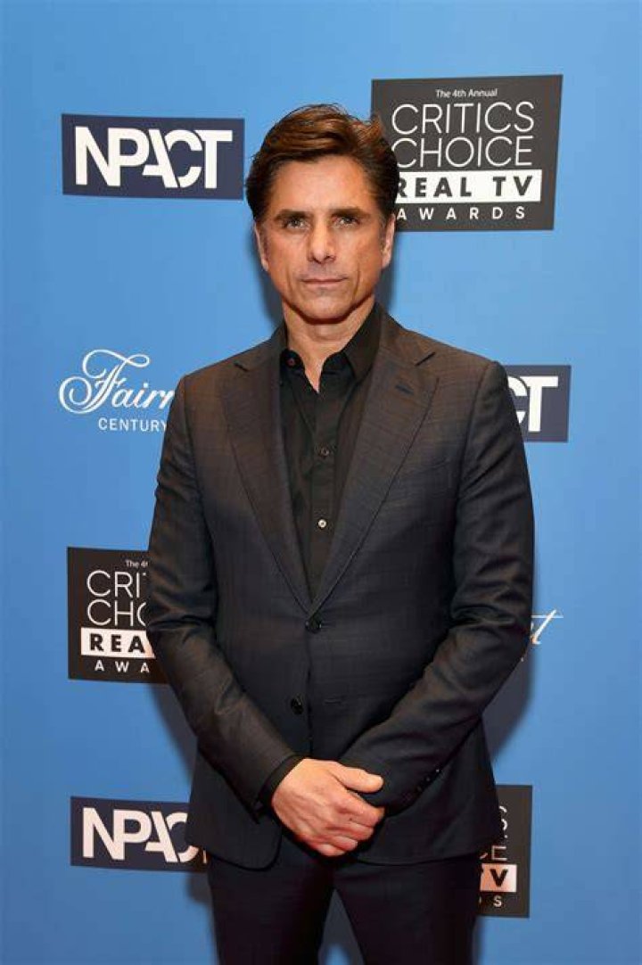 How Tall Is John Stamos?