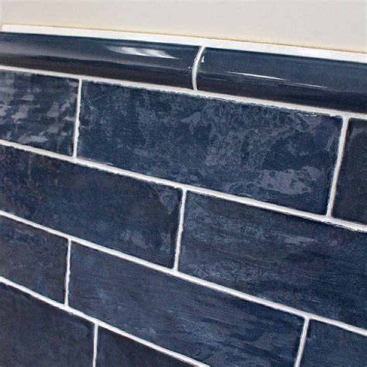Is bullnose tile edge outdated?