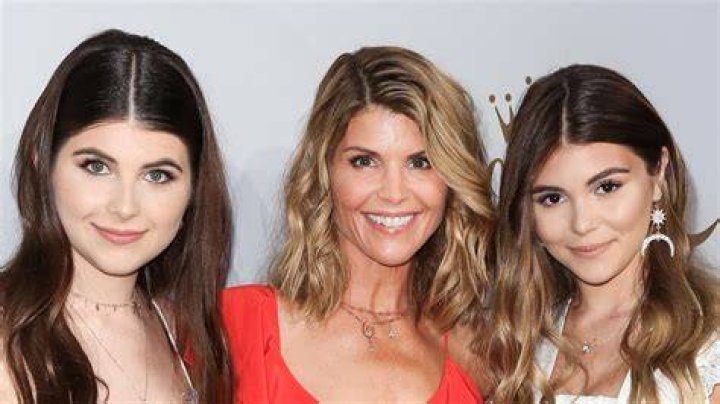 Lori Loughlin and her two daughters