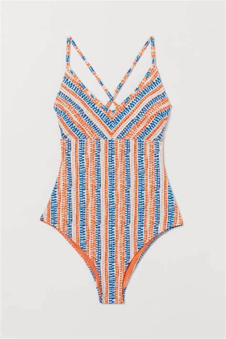 Padded-cup swimsuit Padded-cup swimsuit