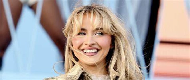 Unveiling Sabrina Carpenter's Striking Height