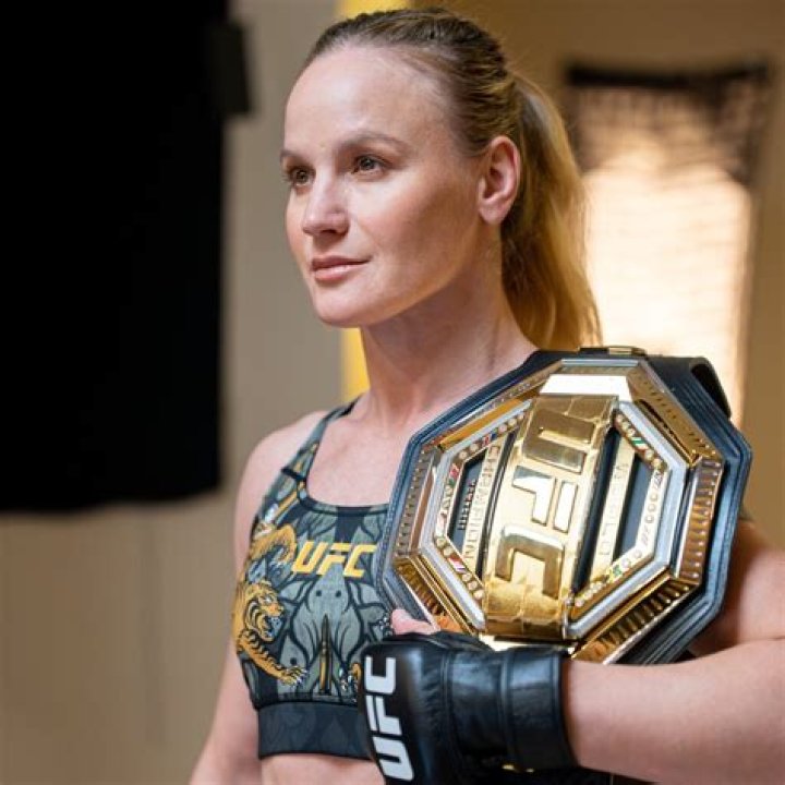 Why Does Valentina Shevchenko Live In Peru? (Solved)